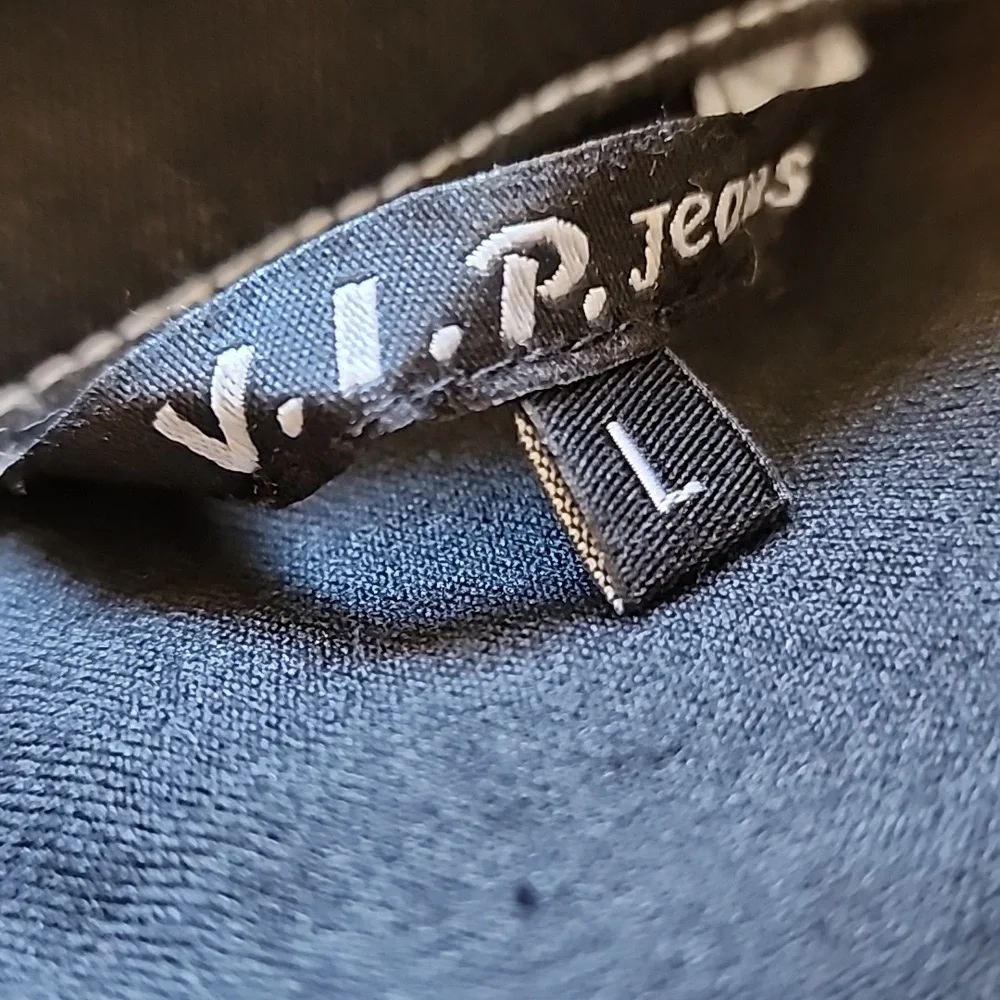VIP Black Short Jacket - Picture 4 of 7